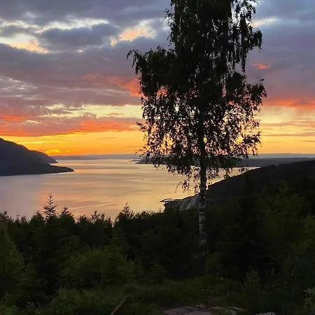 Fjara Sleeps 22 In 6 Bedrooms ヴィラ Ulven