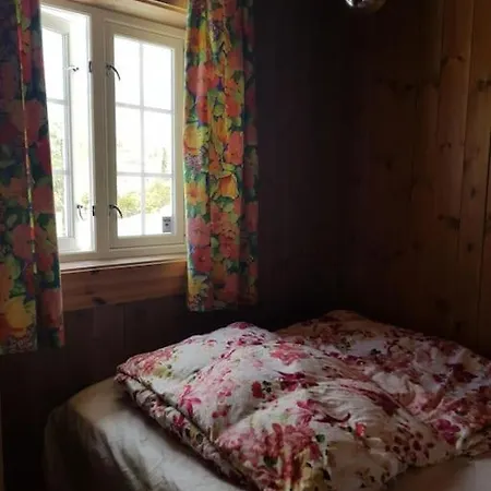 Fjara Sleeps 22 In 6 Bedrooms Ulven