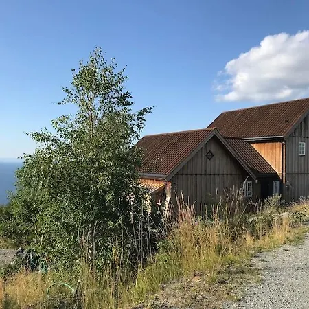 ヴィラ Fjara Sleeps 22 In 6 Bedrooms Ulven