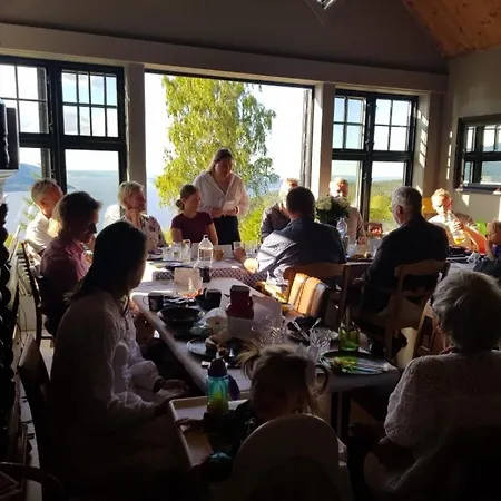 Fjara Sleeps 22 In 6 Bedrooms ヴィラ Ulven