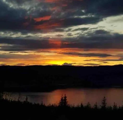 Fjara Sleeps 22 In 6 Bedrooms *