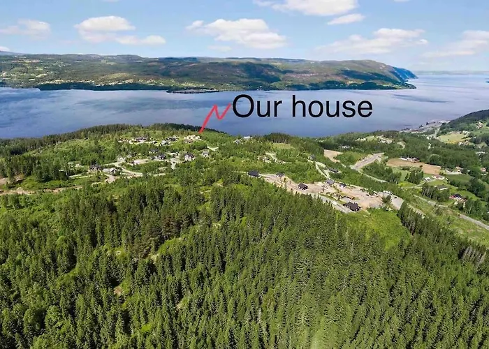 Fjara Sleeps 22 In 6 Bedrooms Villa