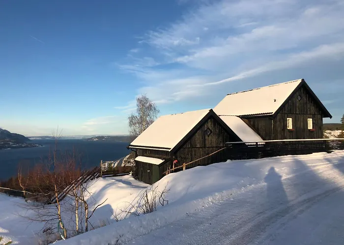 Fjara Sleeps 22 In 6 Bedrooms Ulven (Stange)